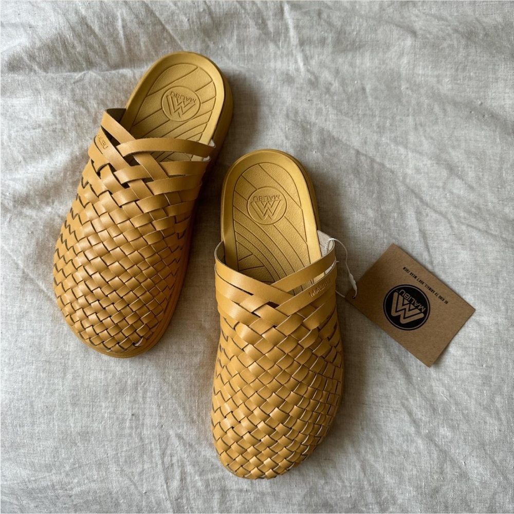Malibu Woven Vegan leather ‘colony’ sandals in tan.